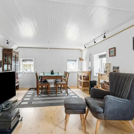 Vakantiehuis Lovely In With Wifi Grevinge